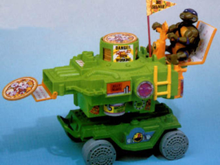 Illustration for article titled The pizza tank in action firing 14-inch pies